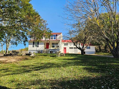 1170 Pilgrim Fork Rd, Elk Creek, VA, 24326-2083 | Card Image