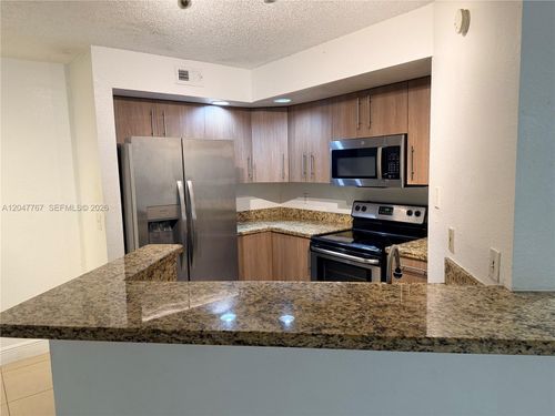 111-13090 Vista Isles Dr, Plantation, FL, 33325-1345 | Card Image