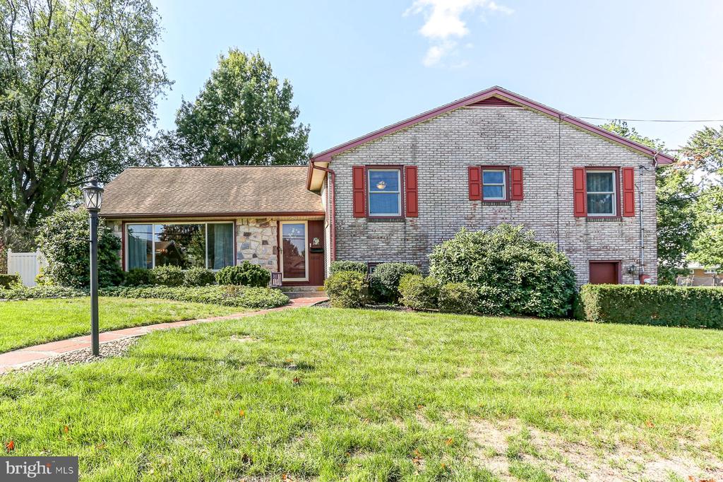 2nd Ave, Lebanon, PA 17042