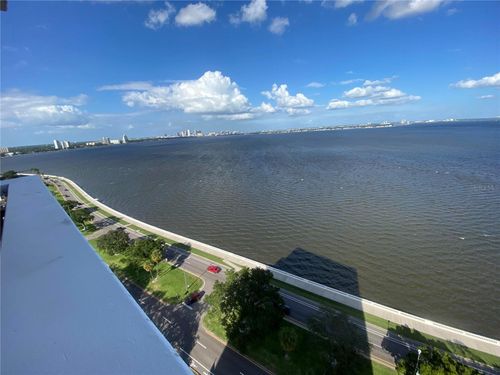 17a-4015 Bayshore Blvd, TAMPA, FL, 33611-1701 | Card Image