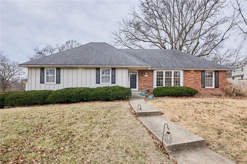 12800 Crystal Ave, Grandview, MO, 64030-2054 | Card Image