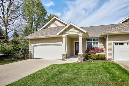 28-2415 Nuttall Ct, Holland, MI, 49424-6499 | Card Image