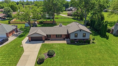 3695 Meadowcourt Drive, Beavercreek, OH, 45431 | Card Image