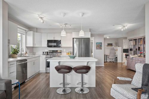 4201-279 Copperpond Cir Se, Calgary, AB, T2Z0R4 | Card Image