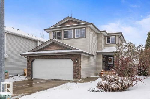17 Escada Close, St Albert, AB, T8N6X5 | Card Image