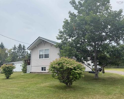 5886 Highway 2, Bass River, NS, B0M1B0 | Card Image