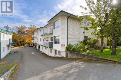 1 - 68 Mill St, Condo with 3 bedrooms, 2 bathrooms and null parking in Nanaimo BC | Image 2