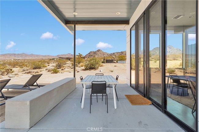 Patio | Image 8