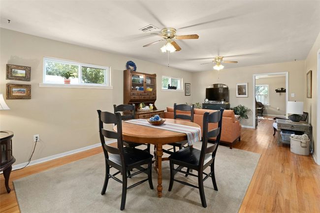 702 S Groos St, House other with 3 bedrooms, 2 bathrooms and 4 parking in Kyle TX | Image 9