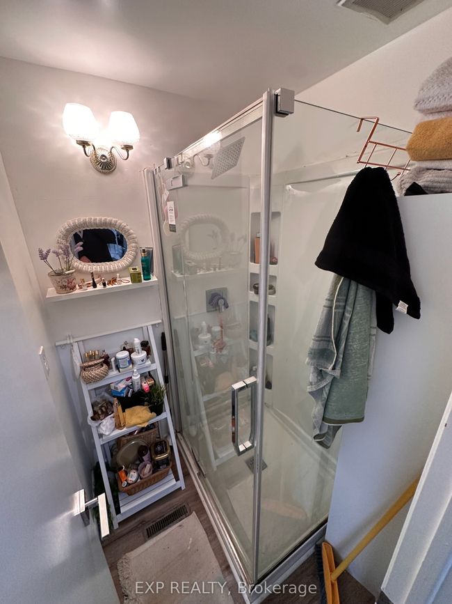 1076 Barwell Ave, House attached with 5 bedrooms, 3 bathrooms and 2 parking in Ottawa ON | Image 15