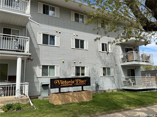 203-66 19th Street W, Prince Albert, SK, S6V7T6 | Card Image