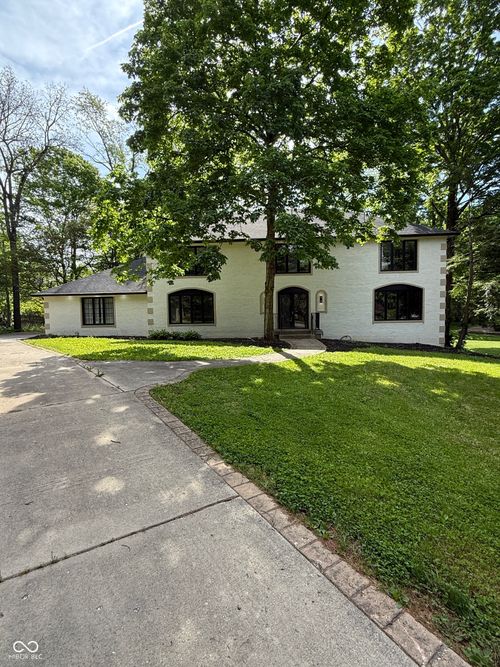 7811 Providence Cir, Indianapolis, IN, 46250-2267 | Card Image