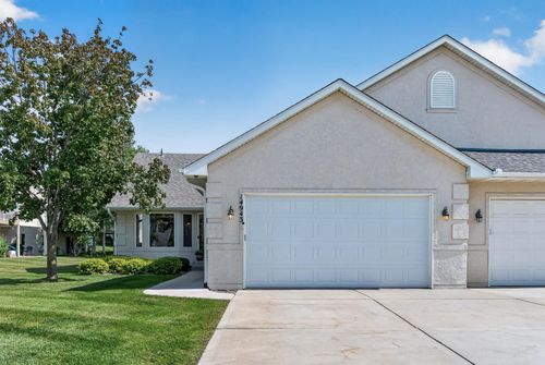 14943 Hillside Cir Nw, Prior Lake, MN, 55372-1062 | Card Image