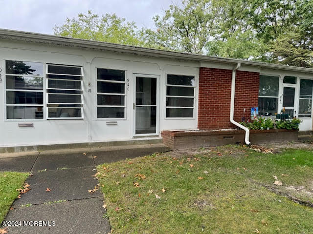 Edinburgh Ln, Lakewood, NJ 08701