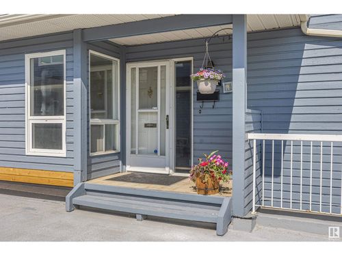 1511 Lakeside Green, Saint Albert, AB, T8N3T3 | Card Image
