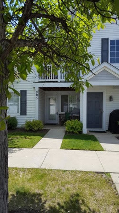 903-903 Silverstone Dr, Carpentersville, IL, 60110-1184 | Card Image