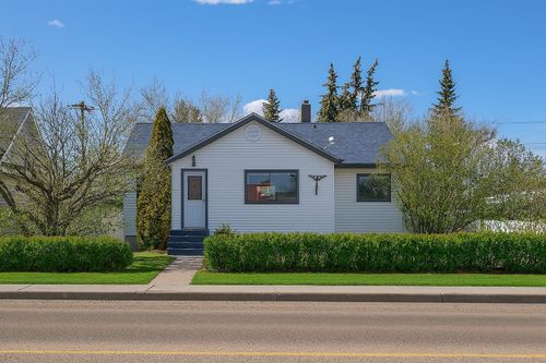 4936 49 St, Hardisty, AB, T0B1V0 | Card Image