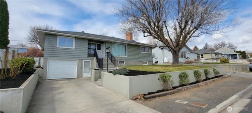 209 Patrick Rd, Ephrata, WA, 98823-1538 | Card Image