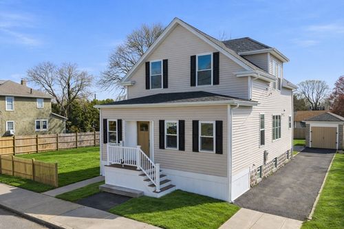 92 Jenny Lind St, New Bedford, MA, 02740-2729 | Card Image