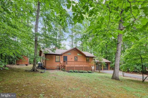 340 Wilson St, BUMPASS, VA, 23024-4713 | Card Image