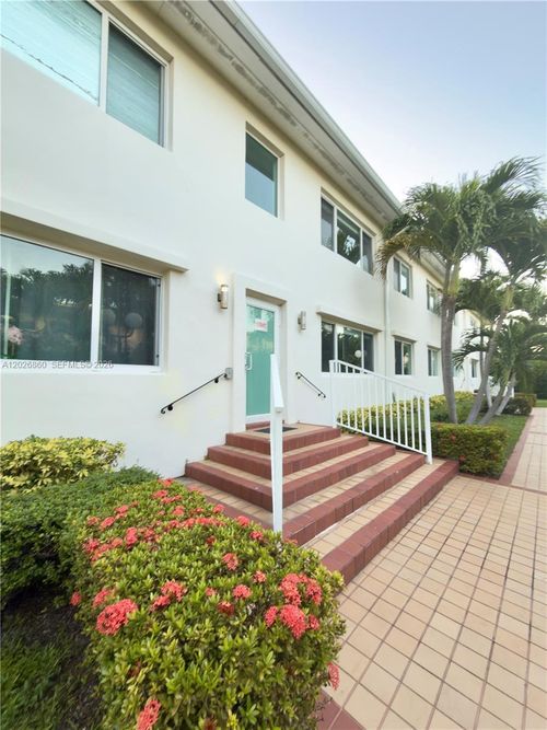4-1043 94th St, Bay Harbor Islands, FL, 33154-2382 | Card Image
