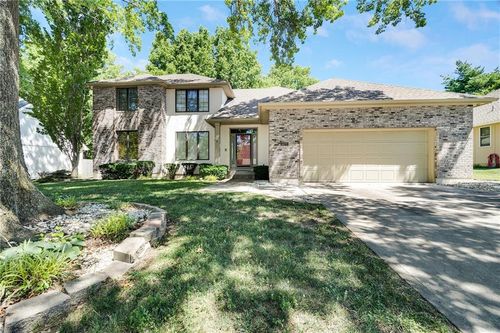 2269 Sw Park Ave, Blue Springs, MO, 64015-7641 | Card Image