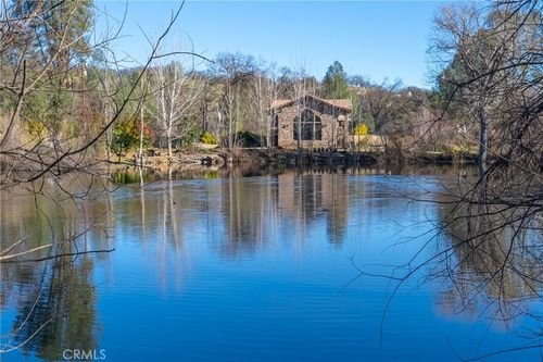 15796 Joseph Trl, Lower Lake, CA, 95457-9485 | Card Image