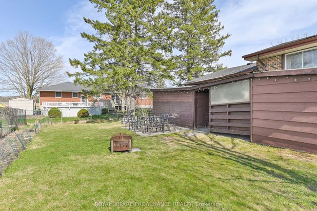 24 Rodgers Dr, House other with 3 bedrooms, 2 bathrooms and 2 parking in Stirling ON | Image 29