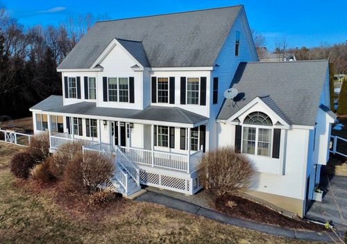 45 Currier Rd, Pelham, NH, 03076-3408 | Card Image