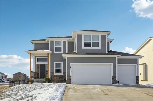 1251 Rich Blvd, Warrensburg, MO, 64093-4503 | Card Image