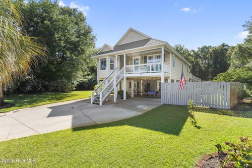 401 Donzi Ct, Carolina Beach, NC, 28428-4147 | Card Image