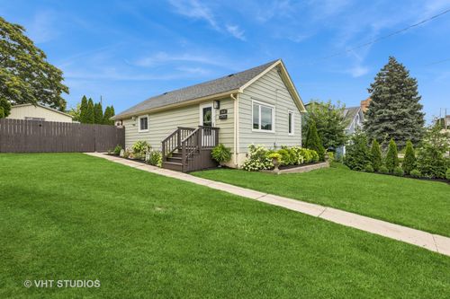 519 Czacki St, Lemont, IL, 60439-4003 | Card Image