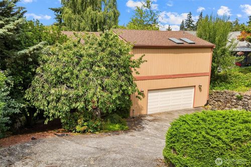 10518 62nd Pl W, Mukilteo, WA, 98275-4640 | Card Image