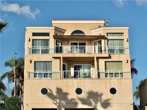1-1700 Bluff Pl, Long Beach, CA, 90802-6066 | Card Image