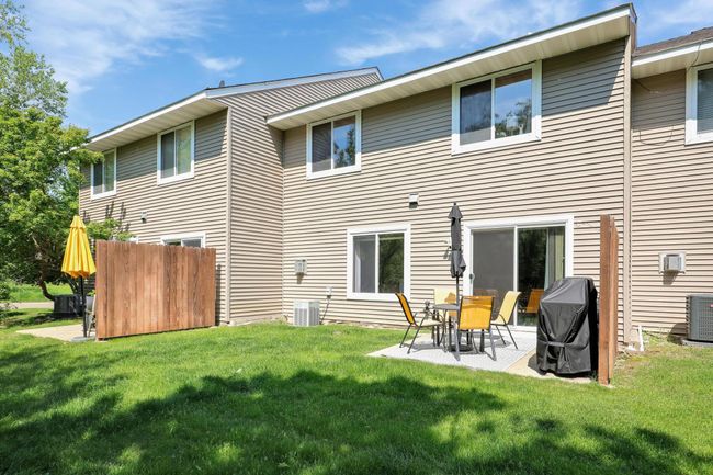 1704 Talon Trl, Townhouse with 3 bedrooms, 3 bathrooms and null parking in Eagan MN | Image 34