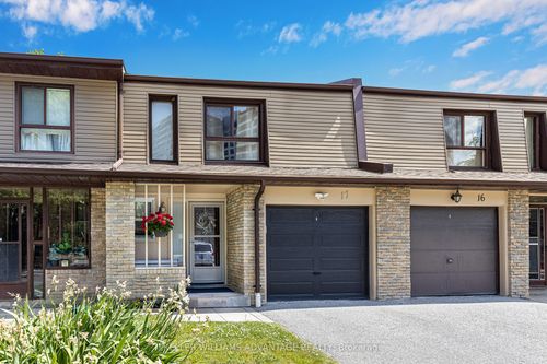 17-1051 Sandhurst Cir, Scarborough, ON, M1V1T9 | Card Image