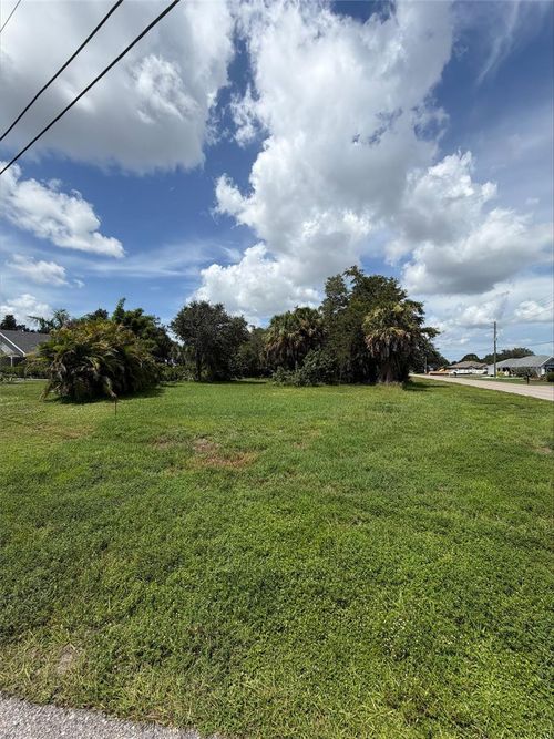 26305 Deep Creek Blvd, Port Charlotte, FL, 33983-5706 | Card Image