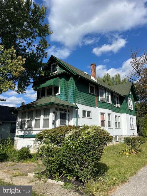 121 Beverly Ave, East Lansdowne, PA, 19050-2707 | Card Image