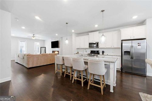 2375 Tarben Dr, Snellville, GA, 30078-6302 | Card Image