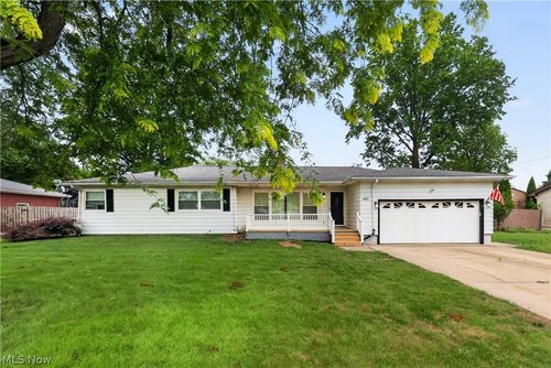 483 Charles Ave, Cortland, OH, 44410-1301 | Card Image