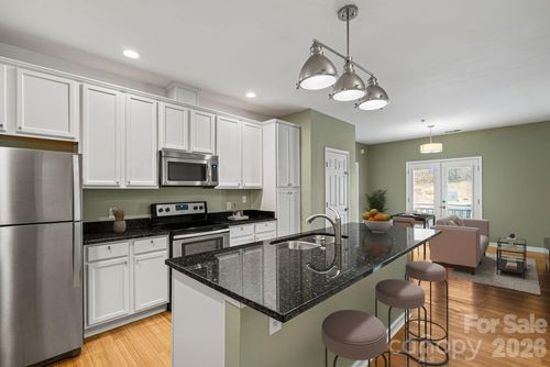 202-600 N Skyloft Dr, Asheville, NC, 28801 | Card Image