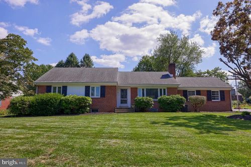 1951 Sterling Pl, LANCASTER, PA, 17601-3850 | Card Image