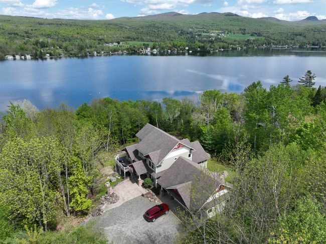 101 Songadeewin Ln, House other with 3 bedrooms, 4 bathrooms and null parking in Barton VT | Image 5