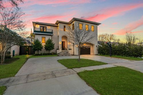 4704 Willow St, Bellaire, TX, 77401-4414 | Card Image