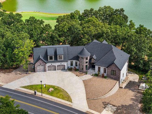 801 Greystone Blvd, Cabot, AR, 72023-7860 | Card Image