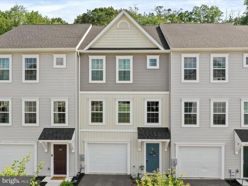 144 Furlong Way, MARTINSBURG, WV, 25404-1170 | Card Image
