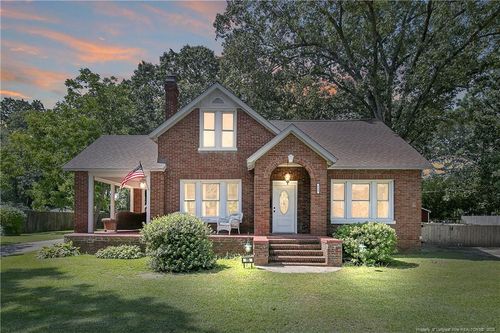 115 W Prospect Ave, Raeford, NC, 28376-2631 | Card Image