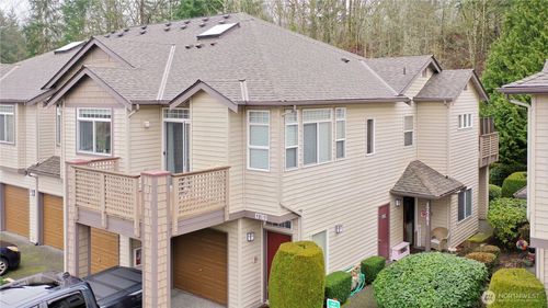 17761 134th Ln Se, Renton, WA, 98058-6818 | Card Image