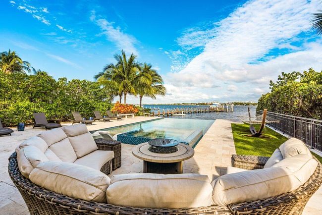 200 N Lake Dr, House other with 5 bedrooms, 5 bathrooms and null parking in Lantana FL | Image 44