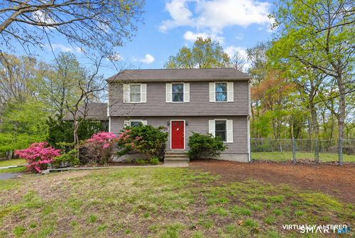 10 Oak Hill Dr, Clinton, CT, 06413-2428 | Card Image
